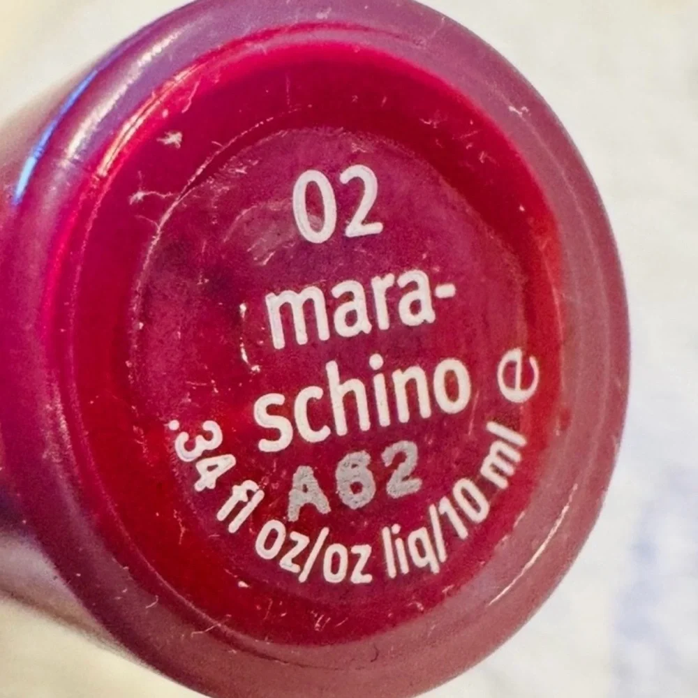 AVEDA FEED MY LIPS MARASCHINO NIB